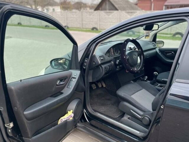 Чорний Мерседес А клас, об'ємом двигуна 2 л та пробігом 240 тис. км за 5900 $, фото 3 на Automoto.ua