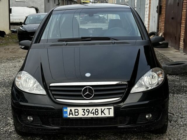 Черный Мерседес А класс, объемом двигателя 1.5 л и пробегом 209 тыс. км за 4700 $, фото 1 на Automoto.ua