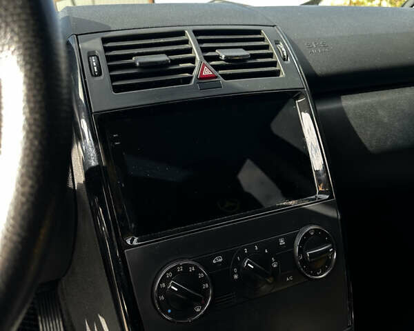 Черный Мерседес А класс, объемом двигателя 2.01 л и пробегом 213 тыс. км за 6400 $, фото 21 на Automoto.ua