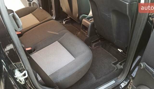 Мерседес А класс 2007 в Хусте на Automoto.ua Черный Мерседес А класс, объемом двигателя 1.5 л и пробегом 220 тыс. км за 5200 $, фото 4 на Automoto.ua