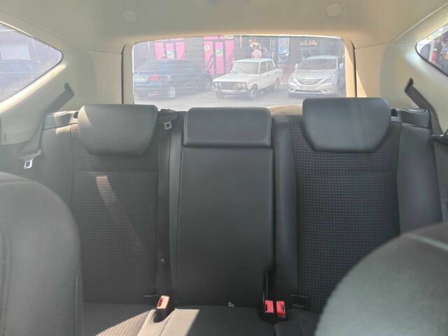 Мерседес А класс 2007 в Киеве на Automoto.ua Черный Мерседес А класс, объемом двигателя 1.7 л и пробегом 230 тыс. км за 5000 $, фото 4 на Automoto.ua