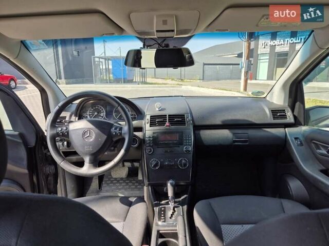 Чорний Мерседес А клас, об'ємом двигуна 1.5 л та пробігом 160 тис. км за 5000 $, фото 11 на Automoto.ua