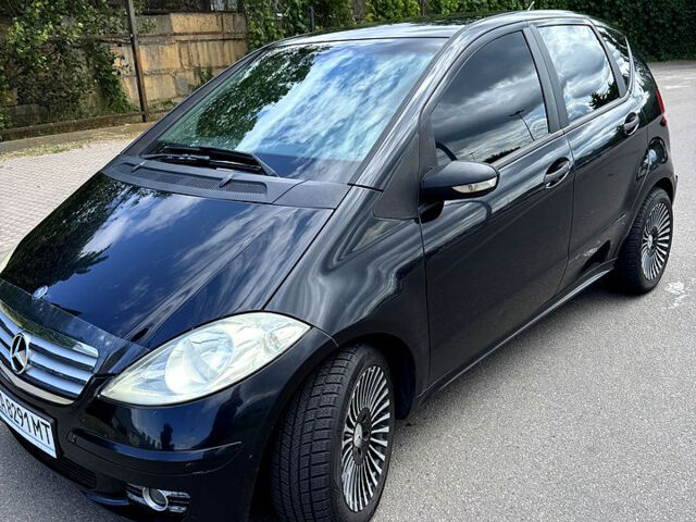 Чорний Мерседес А клас, об'ємом двигуна 2 л та пробігом 211 тис. км за 6000 $, фото 1 на Automoto.ua