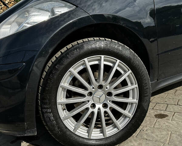 Черный Мерседес А класс, объемом двигателя 2.01 л и пробегом 213 тыс. км за 6400 $, фото 12 на Automoto.ua