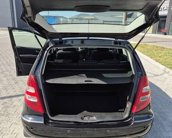 Чорний Мерседес А клас, об'ємом двигуна 1.5 л та пробігом 160 тис. км за 5000 $, фото 12 на Automoto.ua