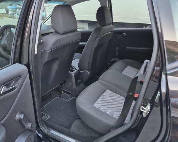 Чорний Мерседес А клас, об'ємом двигуна 1.5 л та пробігом 207 тис. км за 5000 $, фото 8 на Automoto.ua