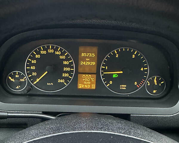 Чорний Мерседес А клас, об'ємом двигуна 2 л та пробігом 242 тис. км за 6500 $, фото 21 на Automoto.ua