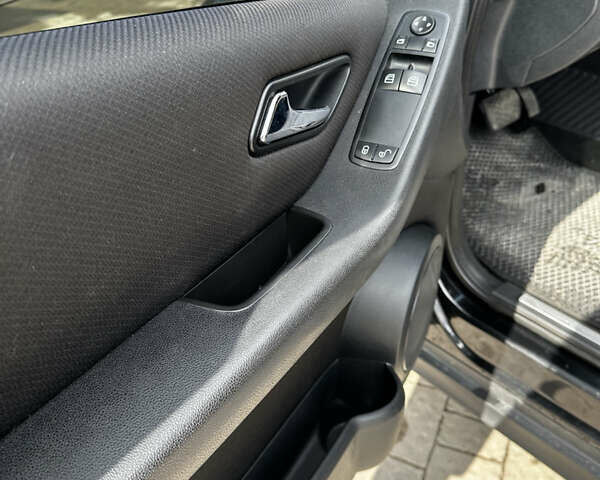 Черный Мерседес А класс, объемом двигателя 2.01 л и пробегом 213 тыс. км за 6400 $, фото 14 на Automoto.ua