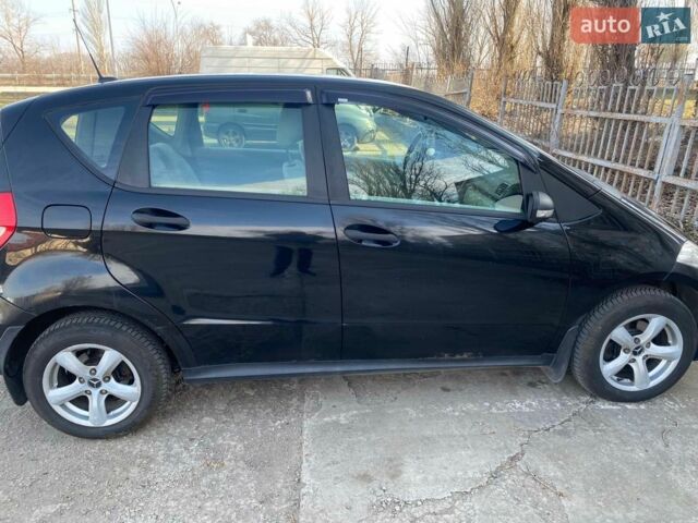Чорний Мерседес А клас, об'ємом двигуна 1.5 л та пробігом 240 тис. км за 5100 $, фото 4 на Automoto.ua