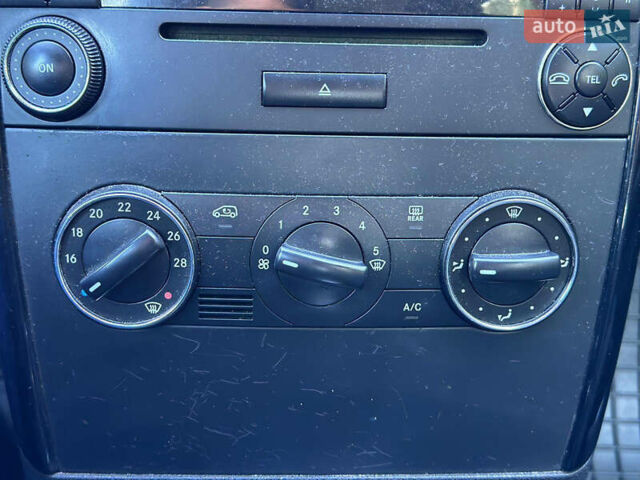 Чорний Мерседес А клас, об'ємом двигуна 2 л та пробігом 242 тис. км за 6500 $, фото 20 на Automoto.ua