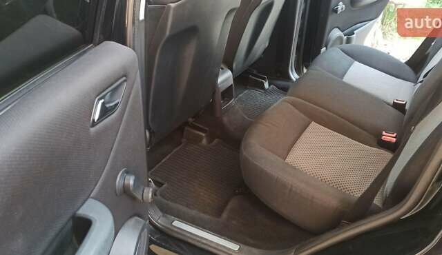 Мерседес А класс 2007 в Хусте на Automoto.ua Черный Мерседес А класс, объемом двигателя 1.5 л и пробегом 220 тыс. км за 5200 $, фото 2 на Automoto.ua