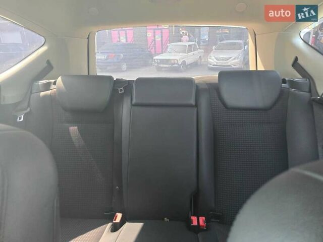 Мерседес А класс 2007 в Киеве на Automoto.ua Черный Мерседес А класс, объемом двигателя 1.7 л и пробегом 230 тыс. км за 5000 $, фото 3 на Automoto.ua