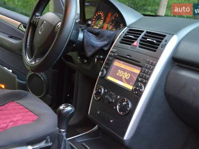 Черный Мерседес А класс, объемом двигателя 1.5 л и пробегом 207 тыс. км за 5600 $, фото 13 на Automoto.ua