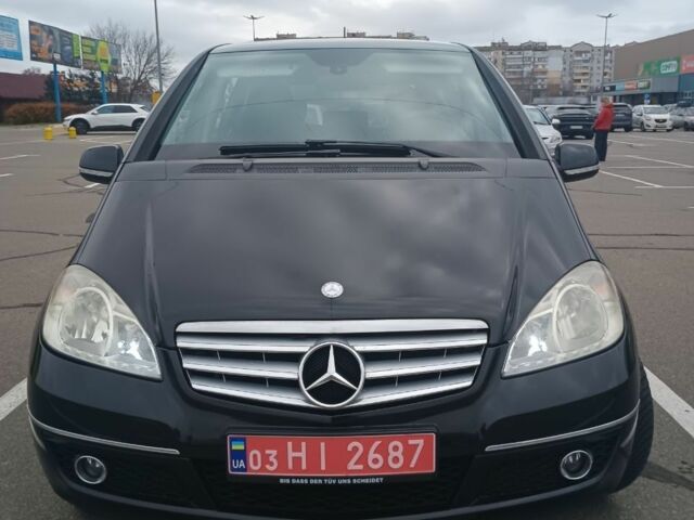 Черный Мерседес А класс, объемом двигателя 1.5 л и пробегом 210 тыс. км за 5850 $, фото 7 на Automoto.ua