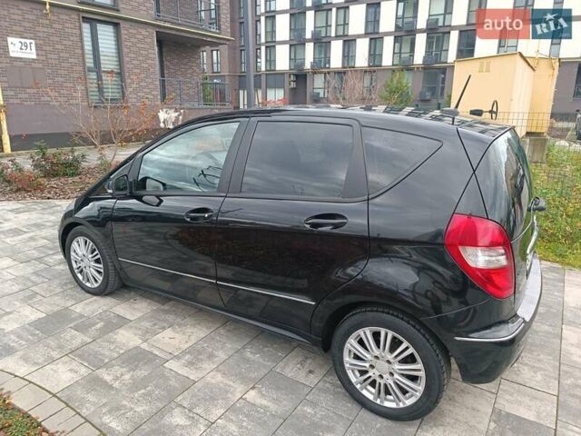 Черный Мерседес А класс, объемом двигателя 2 л и пробегом 189 тыс. км за 6200 $, фото 2 на Automoto.ua