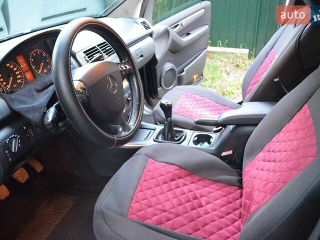 Черный Мерседес А класс, объемом двигателя 1.5 л и пробегом 207 тыс. км за 5600 $, фото 12 на Automoto.ua