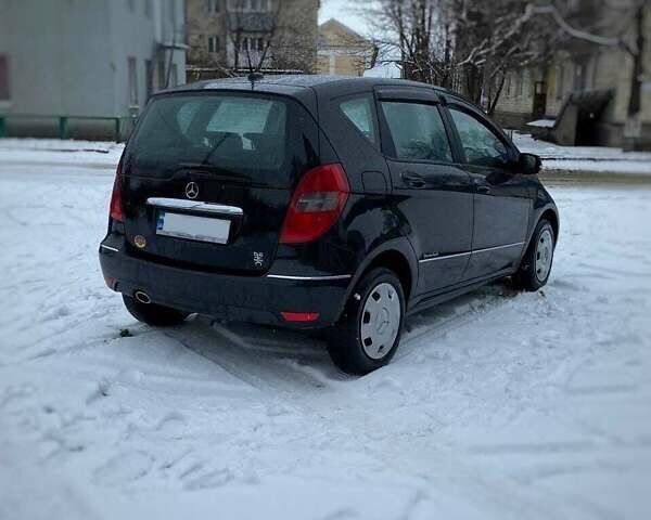 Чорний Мерседес А клас, об'ємом двигуна 1.99 л та пробігом 330 тис. км за 6500 $, фото 8 на Automoto.ua