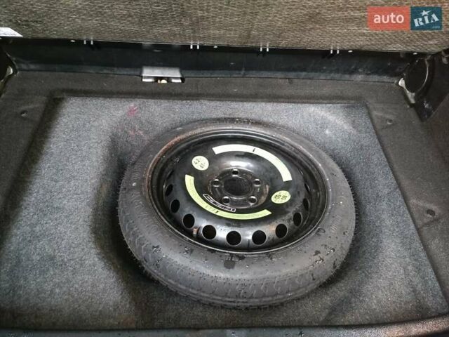 Черный Мерседес А класс, объемом двигателя 2 л и пробегом 189 тыс. км за 6200 $, фото 25 на Automoto.ua