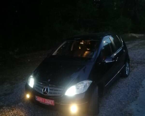 Черный Мерседес А класс, объемом двигателя 1.5 л и пробегом 207 тыс. км за 5600 $, фото 2 на Automoto.ua