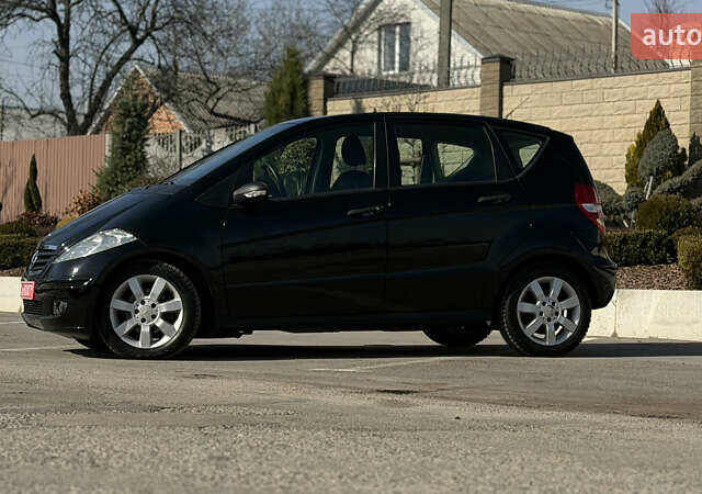 Чорний Мерседес А клас, об'ємом двигуна 1.5 л та пробігом 250 тис. км за 5999 $, фото 14 на Automoto.ua