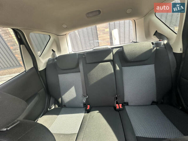 Мерседес А класс 2008 в Киеве на Automoto.ua Черный Мерседес А класс, объемом двигателя 1.99 л и пробегом 262 тыс. км за 3900 $, фото 6 на Automoto.ua