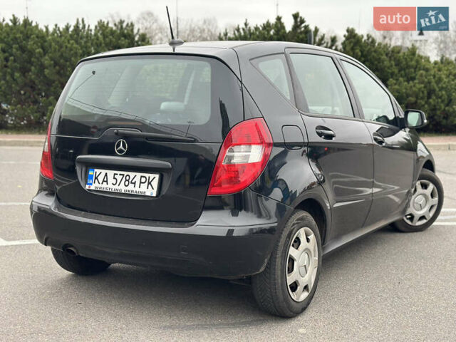 Черный Мерседес А класс, объемом двигателя 1.7 л и пробегом 262 тыс. км за 6800 $, фото 15 на Automoto.ua