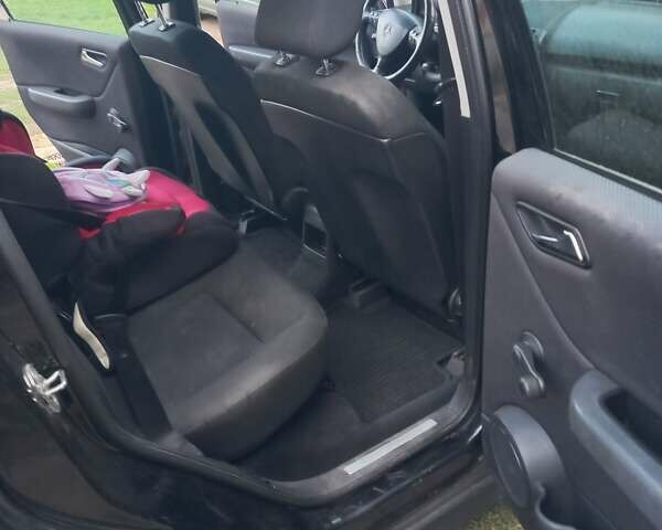 Черный Мерседес А класс, объемом двигателя 1.99 л и пробегом 224 тыс. км за 5700 $, фото 3 на Automoto.ua