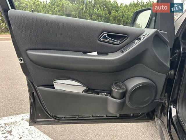 Черный Мерседес А класс, объемом двигателя 1.7 л и пробегом 262 тыс. км за 6800 $, фото 24 на Automoto.ua