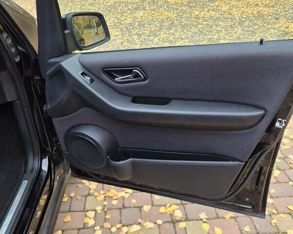 Чорний Мерседес А клас, об'ємом двигуна 1.5 л та пробігом 184 тис. км за 7499 $, фото 36 на Automoto.ua