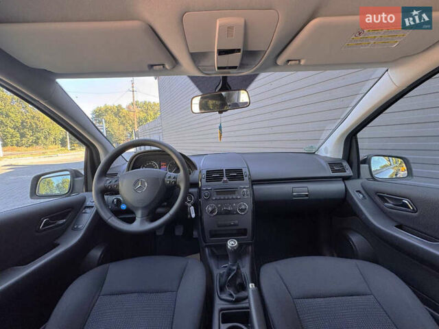 Чорний Мерседес А клас, об'ємом двигуна 1.5 л та пробігом 200 тис. км за 6200 $, фото 5 на Automoto.ua