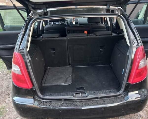 Черный Мерседес А класс, объемом двигателя 1.99 л и пробегом 224 тыс. км за 5700 $, фото 6 на Automoto.ua