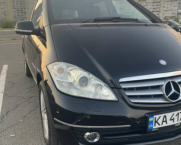 Чорний Мерседес А клас, об'ємом двигуна 1.7 л та пробігом 143 тис. км за 9000 $, фото 5 на Automoto.ua