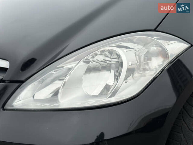 Черный Мерседес А класс, объемом двигателя 1.7 л и пробегом 262 тыс. км за 6800 $, фото 13 на Automoto.ua