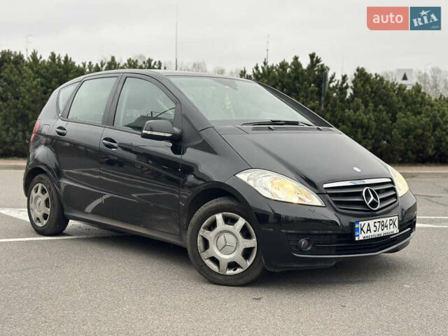 Черный Мерседес А класс, объемом двигателя 1.7 л и пробегом 262 тыс. км за 6800 $, фото 3 на Automoto.ua