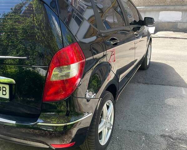 Черный Мерседес А класс, объемом двигателя 1.99 л и пробегом 191 тыс. км за 8300 $, фото 6 на Automoto.ua