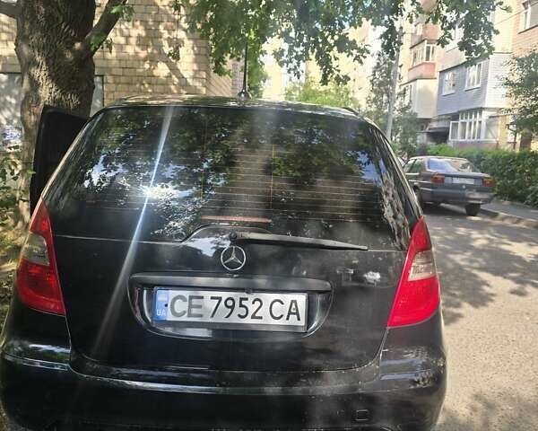 Черный Мерседес А класс, объемом двигателя 2 л и пробегом 293 тыс. км за 6000 $, фото 5 на Automoto.ua