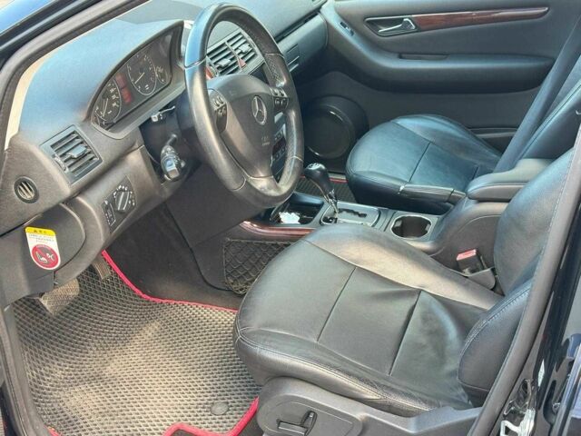 Черный Мерседес А класс, объемом двигателя 1.7 л и пробегом 109 тыс. км за 6980 $, фото 7 на Automoto.ua