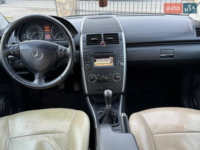 Чорний Мерседес А клас, об'ємом двигуна 1.99 л та пробігом 284 тис. км за 6400 $, фото 18 на Automoto.ua