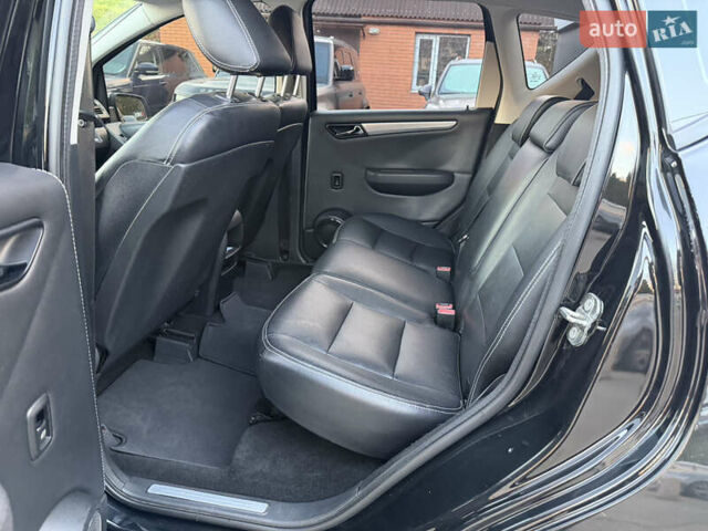 Черный Мерседес А класс, объемом двигателя 2 л и пробегом 228 тыс. км за 6500 $, фото 15 на Automoto.ua