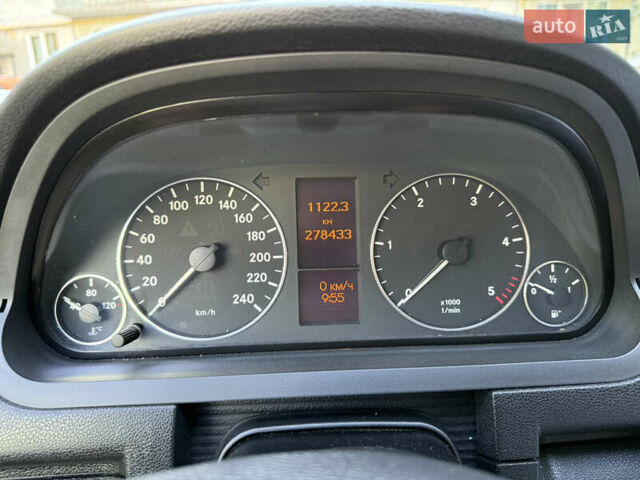Чорний Мерседес А клас, об'ємом двигуна 2 л та пробігом 278 тис. км за 5300 $, фото 17 на Automoto.ua
