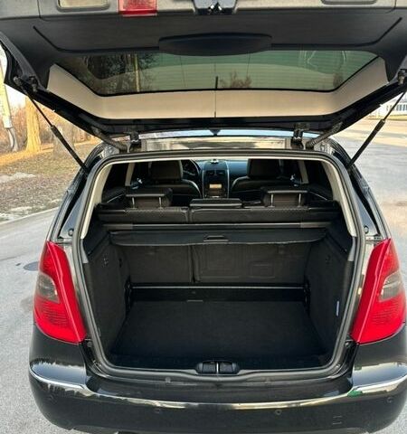 Черный Мерседес А класс, объемом двигателя 1.99 л и пробегом 269 тыс. км за 7500 $, фото 40 на Automoto.ua