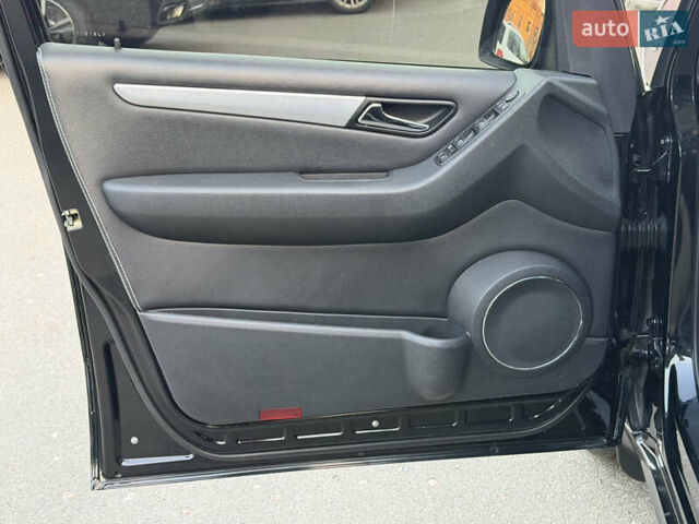 Черный Мерседес А класс, объемом двигателя 2 л и пробегом 228 тыс. км за 6500 $, фото 4 на Automoto.ua