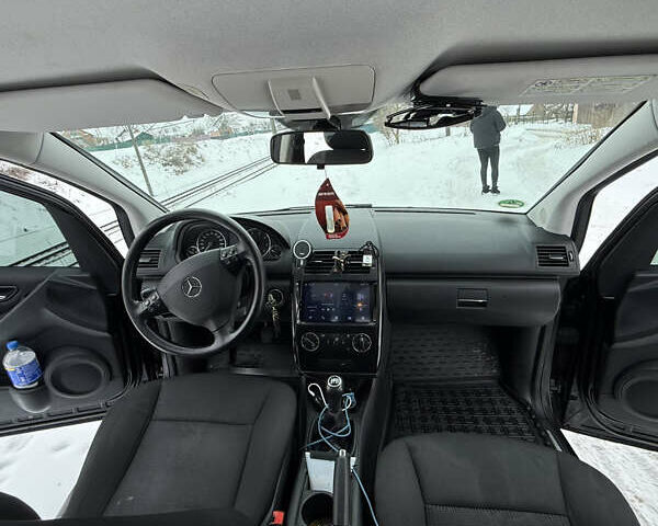 Черный Мерседес А класс, объемом двигателя 1.46 л и пробегом 216 тыс. км за 6500 $, фото 11 на Automoto.ua