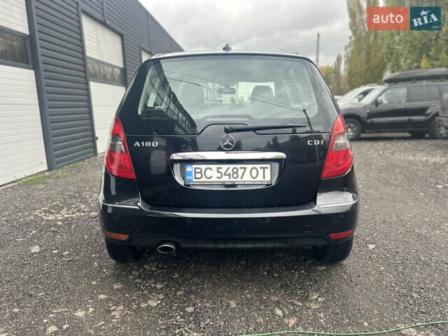 Чорний Мерседес А клас, об'ємом двигуна 2 л та пробігом 227 тис. км за 6200 $, фото 4 на Automoto.ua