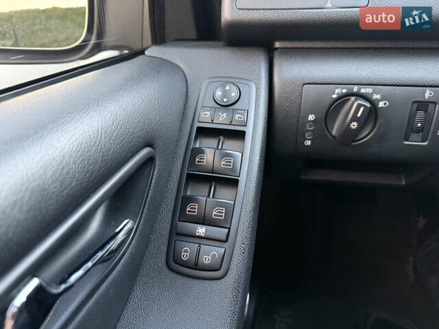 Черный Мерседес А класс, объемом двигателя 2 л и пробегом 228 тыс. км за 6500 $, фото 7 на Automoto.ua