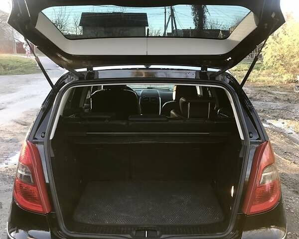 Чорний Мерседес А клас, об'ємом двигуна 1.7 л та пробігом 109 тис. км за 7300 $, фото 10 на Automoto.ua