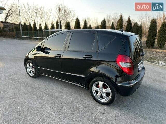 Черный Мерседес А класс, объемом двигателя 1.99 л и пробегом 269 тыс. км за 7500 $, фото 7 на Automoto.ua