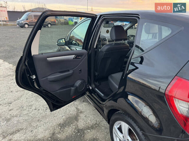 Черный Мерседес А класс, объемом двигателя 1.7 л и пробегом 178 тыс. км за 7699 $, фото 23 на Automoto.ua