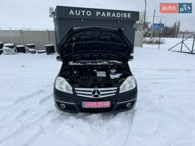 Черный Мерседес А класс, объемом двигателя 1.7 л и пробегом 199 тыс. км за 7490 $, фото 12 на Automoto.ua