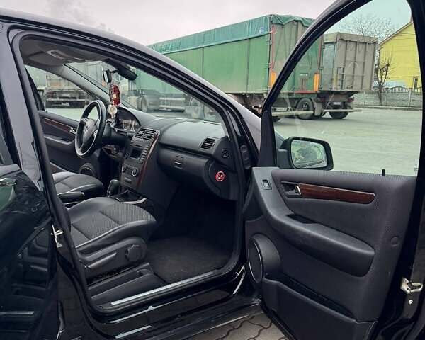 Чорний Мерседес А клас, об'ємом двигуна 1.5 л та пробігом 140 тис. км за 7500 $, фото 1 на Automoto.ua